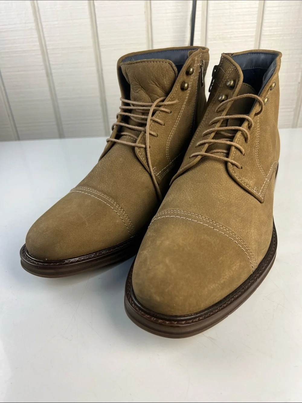Johnston & Murphy Men's Tan Suede Chukka Boots with Side Zip